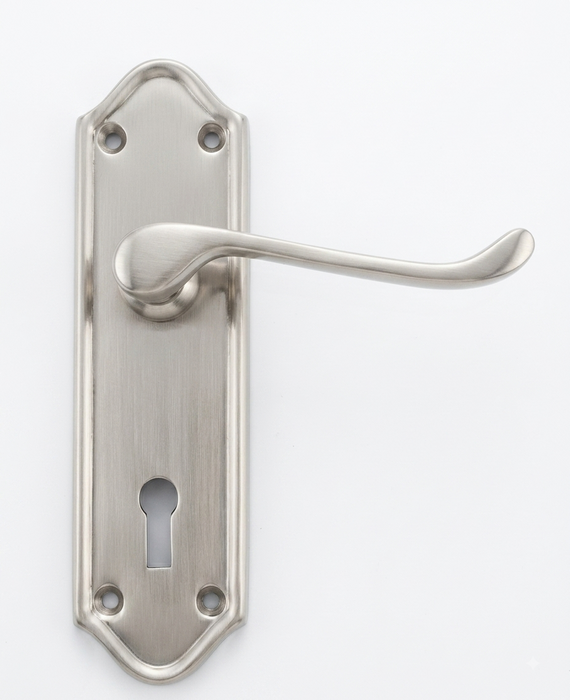 Prima Pewter Princess Lever Lock Furniture 6.5/8 x 1.7/8
